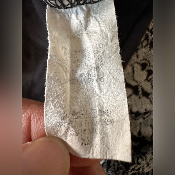 🛍️ Local Lab Cute Cropped hoodie with white straps great condition. - Picture 5 of 6